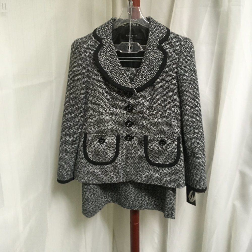 Nine West Two Piece Suit Size 2P